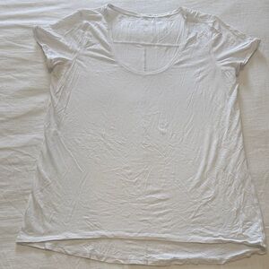 Lululemon White Short Sleeve Tee